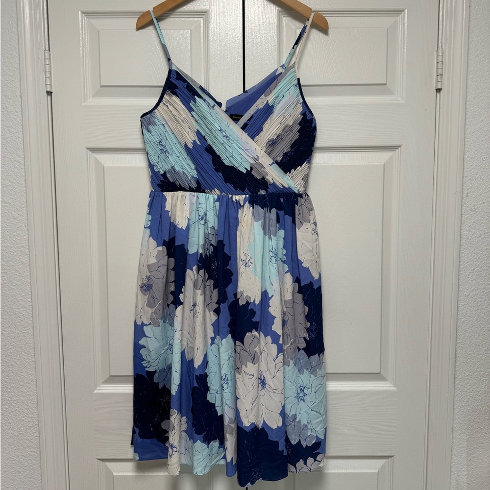 Banana Republic blue floral mock wrap dress size 10